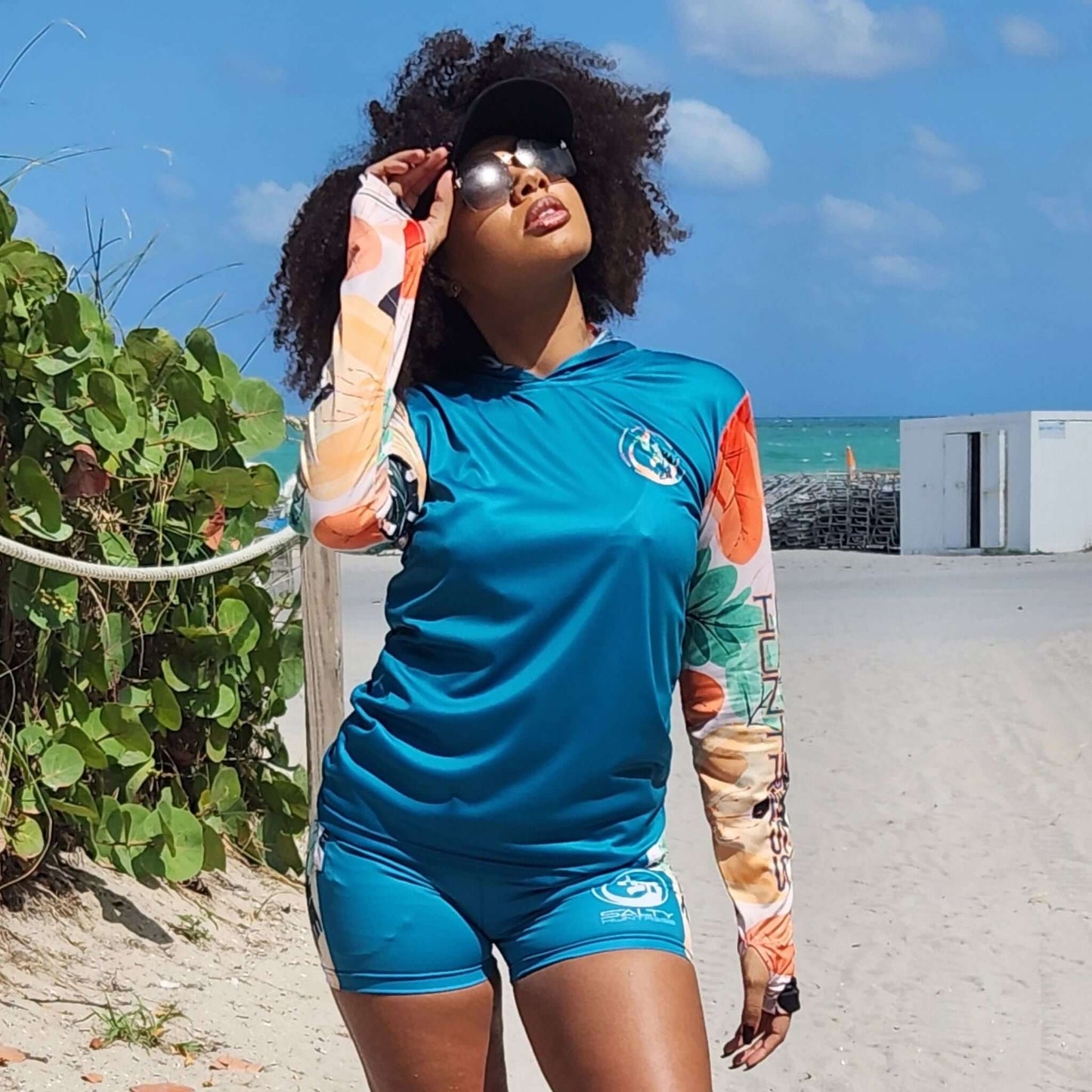 Women's Sun Shirt - Tropical Green with Hood/Thumbholes