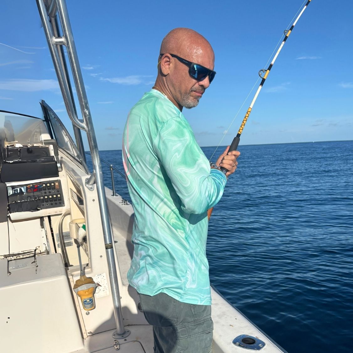 Men's/Unisex Sun Shirt - Sea Swirl